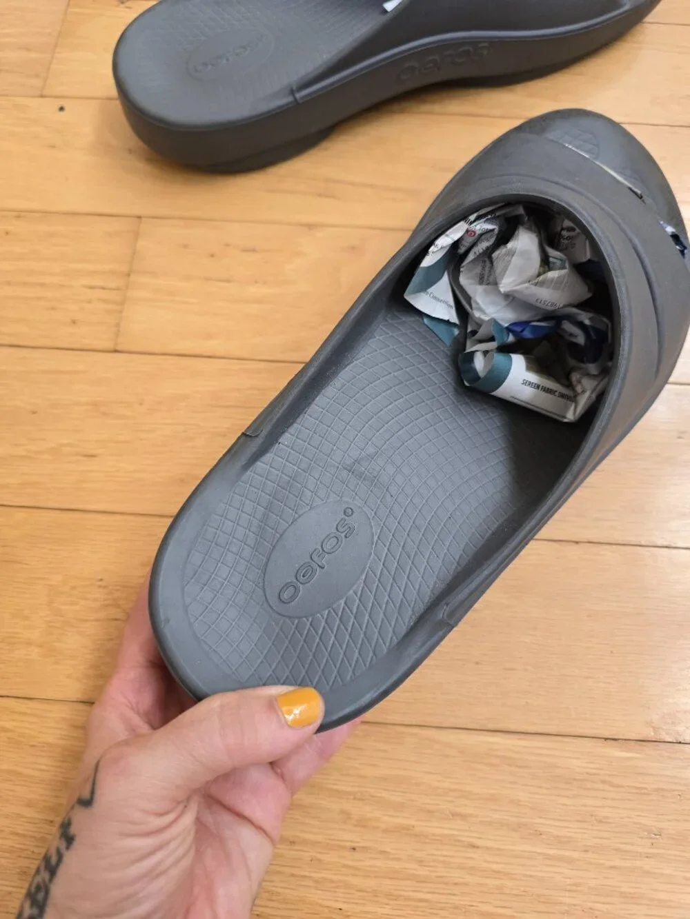 OOFOS | OOahh Charcoal Slate Gray Monochrome Recovery Slide Sandals | Men 13